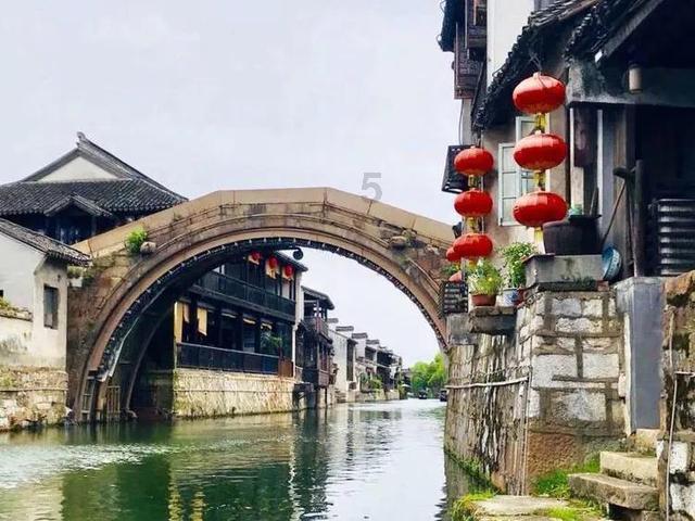 短裙季节